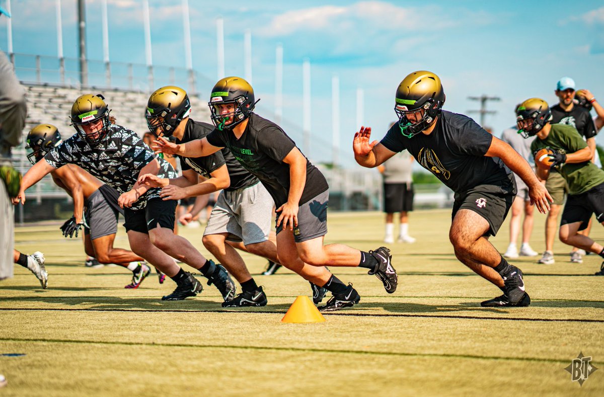 HumbertCoach's tweet photo. Last day of mini camp.  #HML https://t.co/5dlhwHld5W