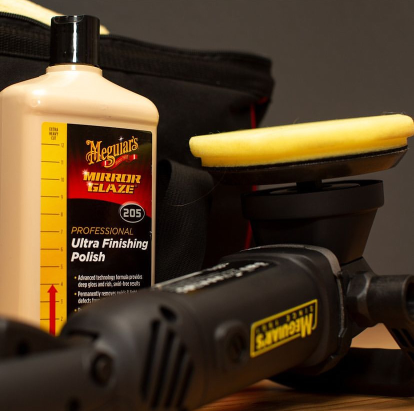 Meguiars's tweet photo. Do you have light defects to remove? M205 Ultra Finishing Polish will remove light defects while adding gloss and shine to make the color pop! π₯
#meguiars #prodetailing #compound #mirrorglaze https://t.co/hqnwfqCUQl
