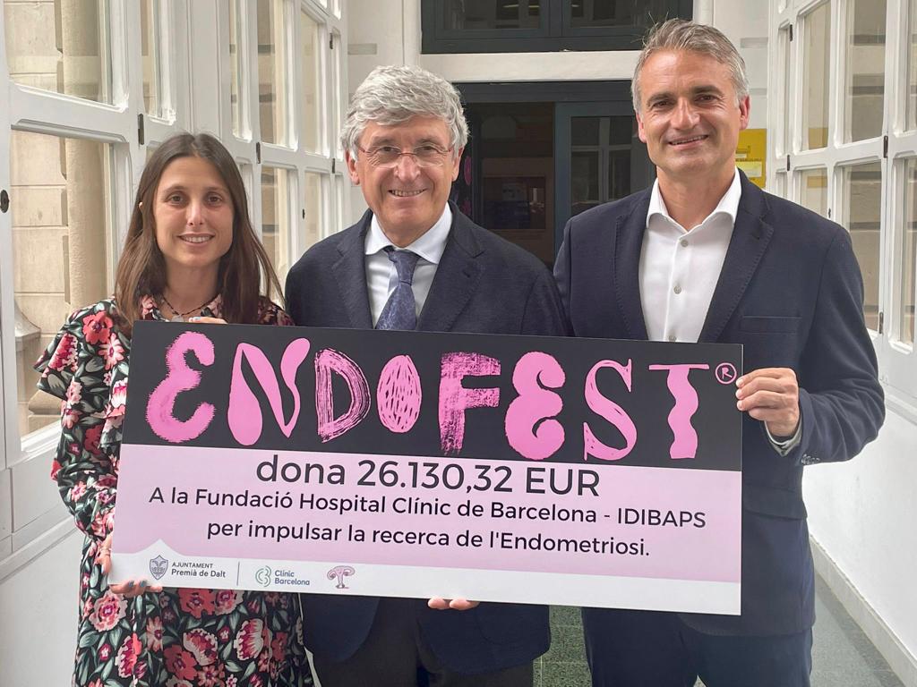 hospitalclinic's tweet photo. 🎉 L’#Endofest recapta més de 26.000 euros per a la investigació de l’endometriosi al #CLÍNIC-@idibaps.

El festival va comptar amb la participació de 1⃣.7⃣0⃣0⃣ assistents i 50 voluntaris. Gràcies! 💚

➕ info 👉 https://t.co/MsGmFMJI2I
@abassolsd @drfcarmona @triadojosep https://t.co/7k7MJkJMZb