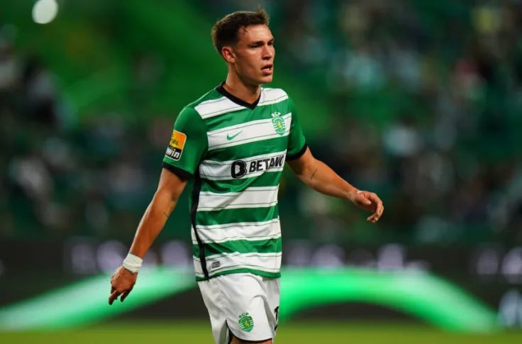 GangaSports's tweet photo. 🚨💣 MANUEL UGARTE MUY CERCA DEL PSG

El jugador Uruguayo del Sporting de Portugal estaría muy cerca de fichar por el club Parisino, es una de las prioridades del PSG este verano, su clausula es de 60 millones de euros

✍🏼 @Franchu_FCB https://t.co/rHreKqe7XN