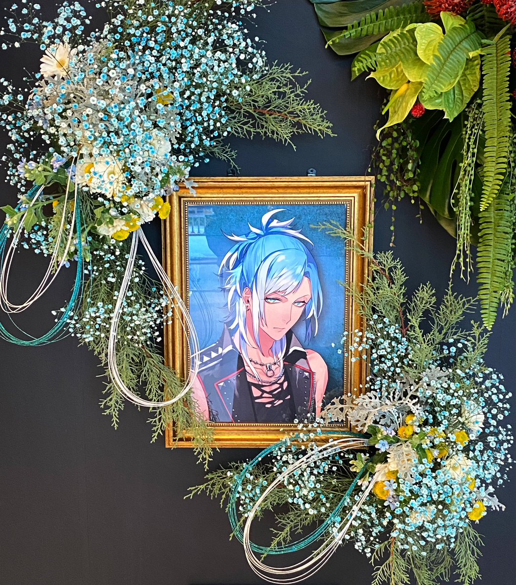 koncha_69's tweet photo. 返礼品のブックマーカー、ブラライ現地の飾る花と同じデザインだった... 天才か…？ https://t.co/qsbp7FdsuJ