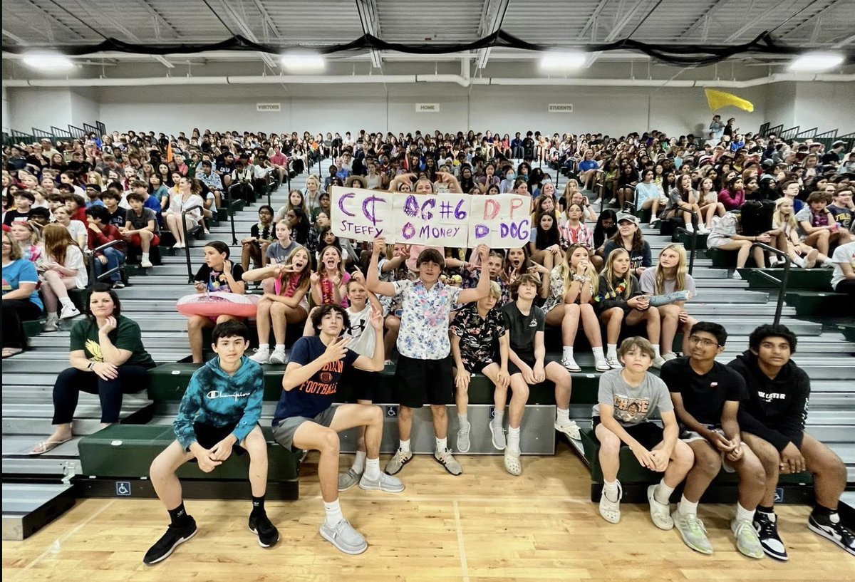 erms_DCSD's tweet image. Our last hurrah at ERMS!  Student vs. staff basketball games, potato races, and YES, silly stringing teachers! We do it all with style here! @DublinSchools #BetterTogether