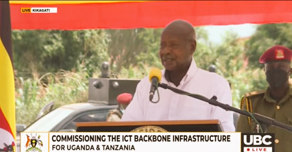 #DigitizeUg 
A strong commitment to East Africa's Digital Transformation by the two heads of State. H.E @SuluhuSamia H.E @KagutaMuseveni