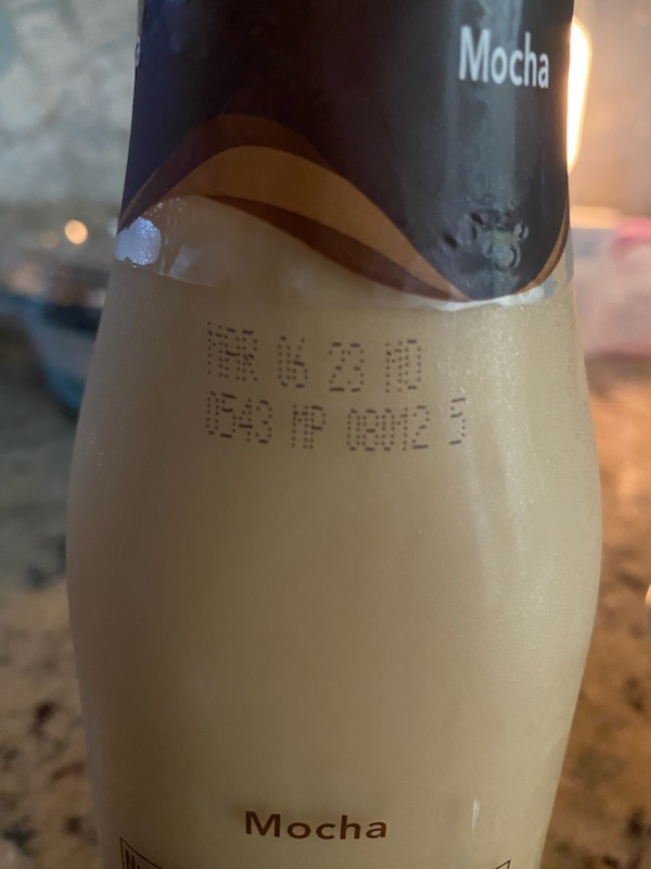 TL_Riverdale's tweet photo. I HAVE HAD THIS ISSUE MORE THAN ONCE!! I bought 6, this is 4 of the 5. Only 1 was not expired. Where are the people who check this stuff??Spoke to the manager 3 times now. Obviously they don't take the time to do random checks to their products!! #Kroger #Starbucks https://t.co/12R6z0S3YH