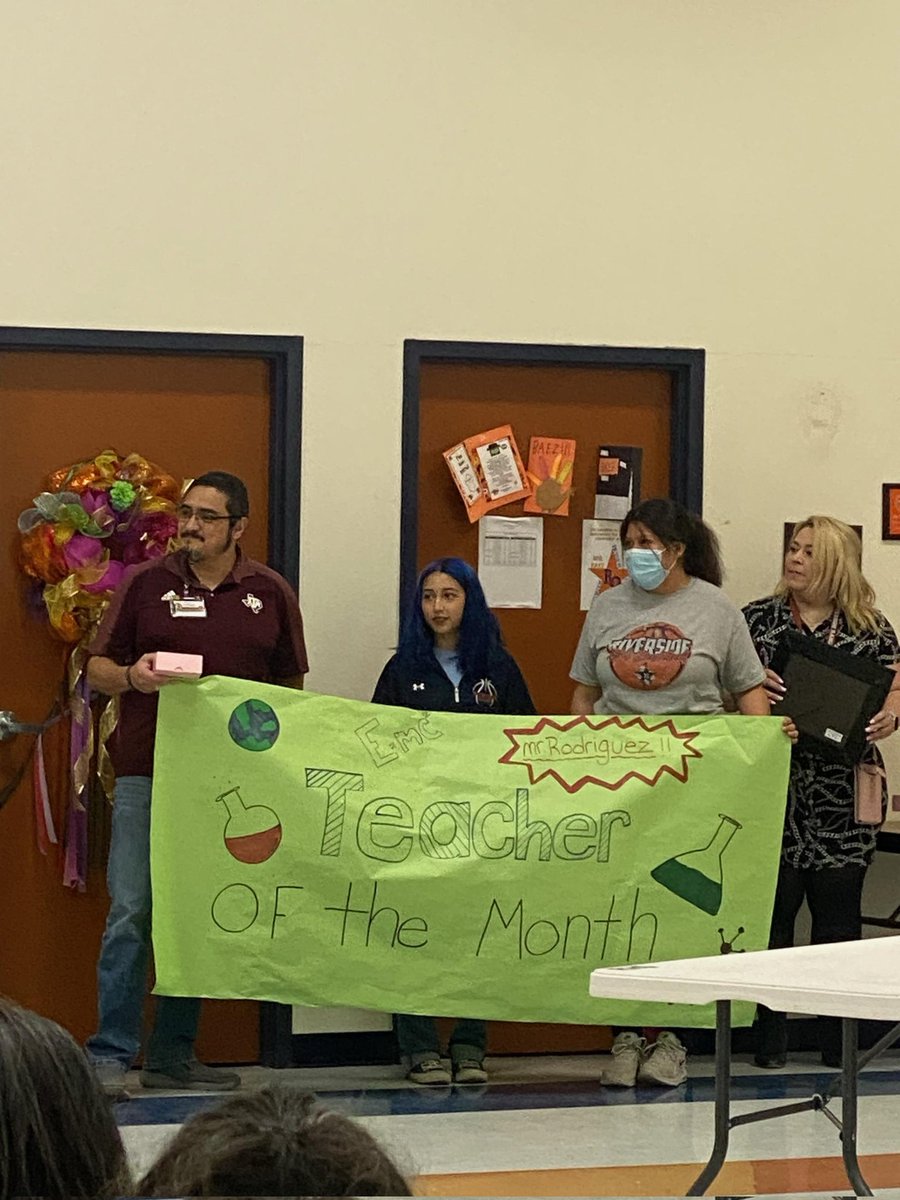 Rdgz_Rob's tweet photo. Wow! Teacher Of the Month for May! I was honestly very surprised! Thank you very much for the honor! Go Rangers! #riverside4ever @Ranger_StuCo https://t.co/cuPfDXXuSR