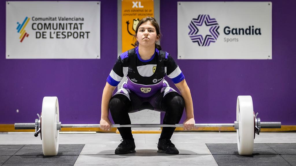 ✍El Atlético Club Gandia de Halterofilia vuelve este fin de semana a la competición con motivo del Campeonato de España sub15 al que ha conseguido clasificar a seis de sus deportistas. La cita tendrá lugar el sábado en el Pabellón Miguel   de Unamuno de Salamanca.