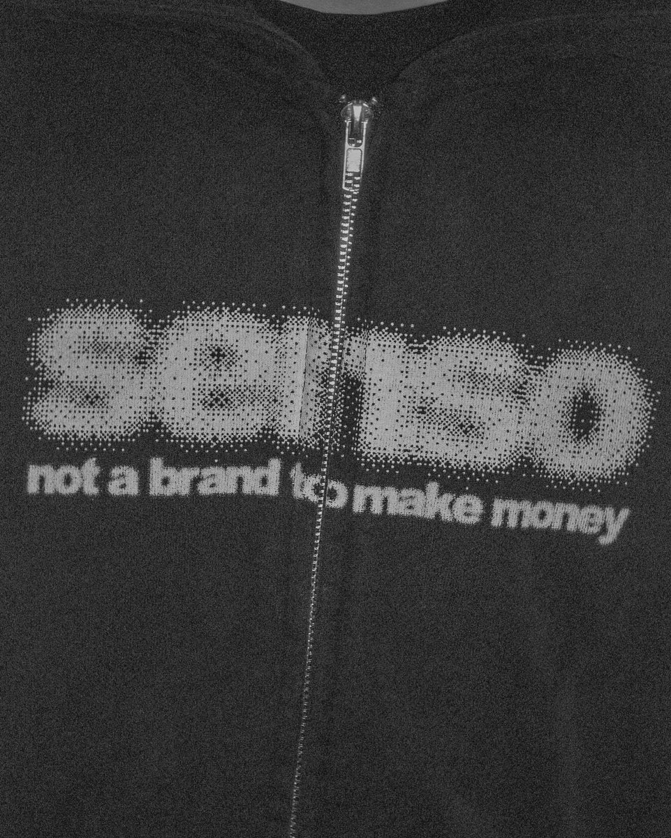 SensoParis's tweet photo. black faded tracksuit dispo le 2 juin à 20h. https://t.co/TP3tYsnZKl