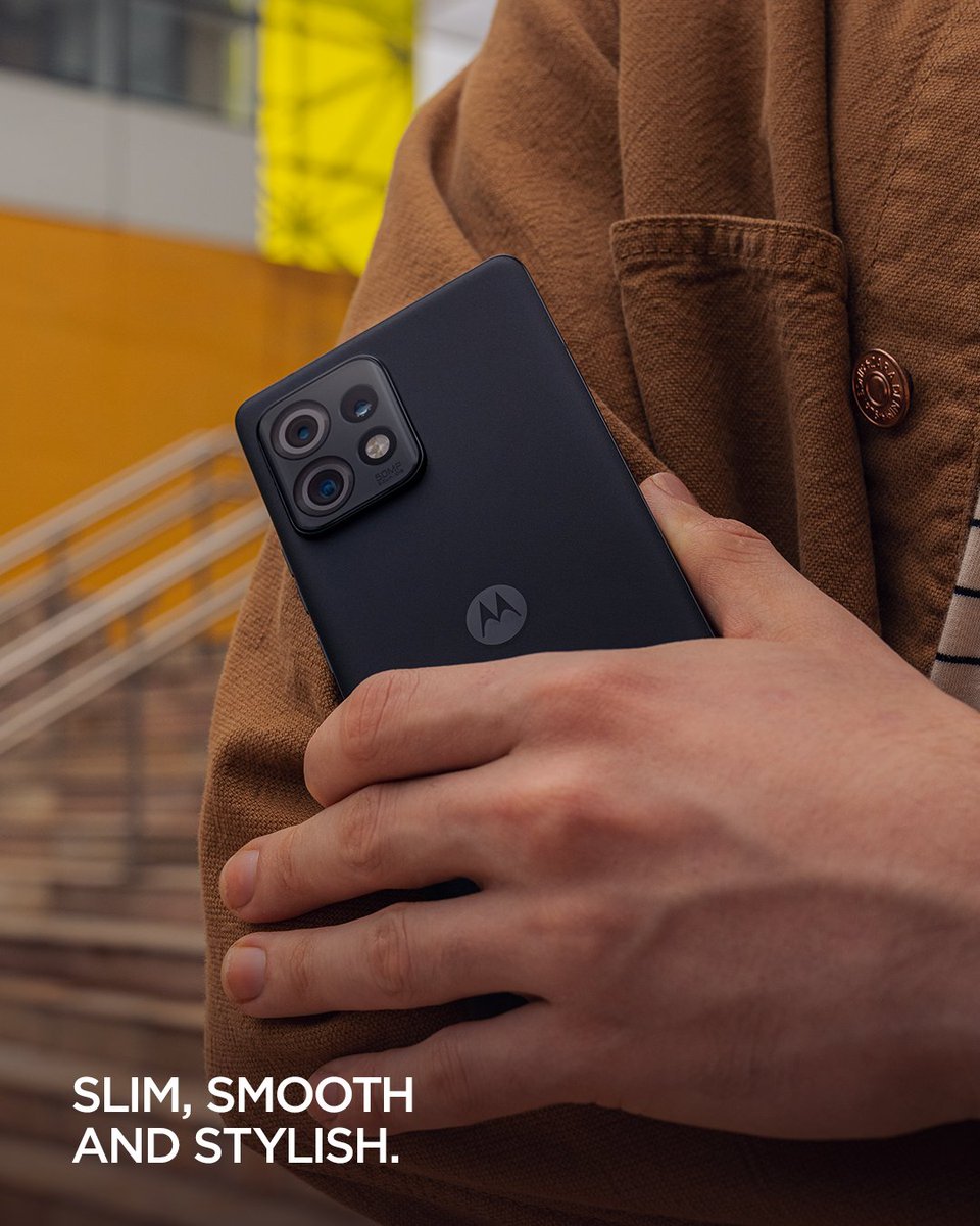 motorolaUK's tweet photo. With a stunning design and contoured glass, the new motorola edge 40 pro is equally as beautiful as it is comfortable
#Motorola #FindYourEdge #MobilePhotography #edge40pro
Learn more: https://t.co/z3NC7LAS4S https://t.co/CH66VaSDZ1