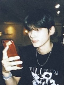 this is definitely my boyfriend 🥰