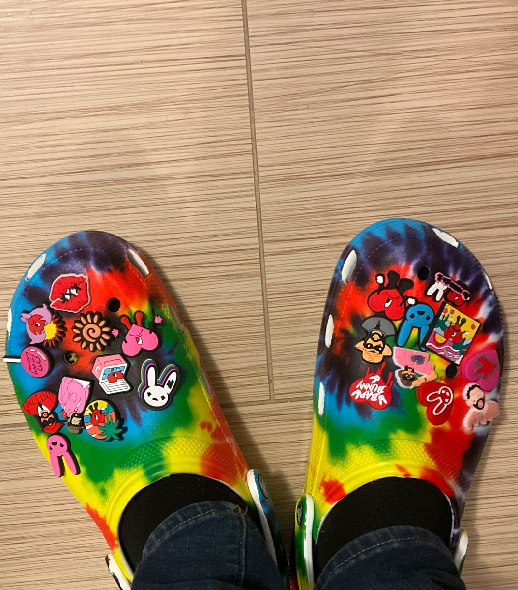 RT @Forever_Jason: i really came to work with bad bunny crocs on . https://t.co/V00Tbk0aSx