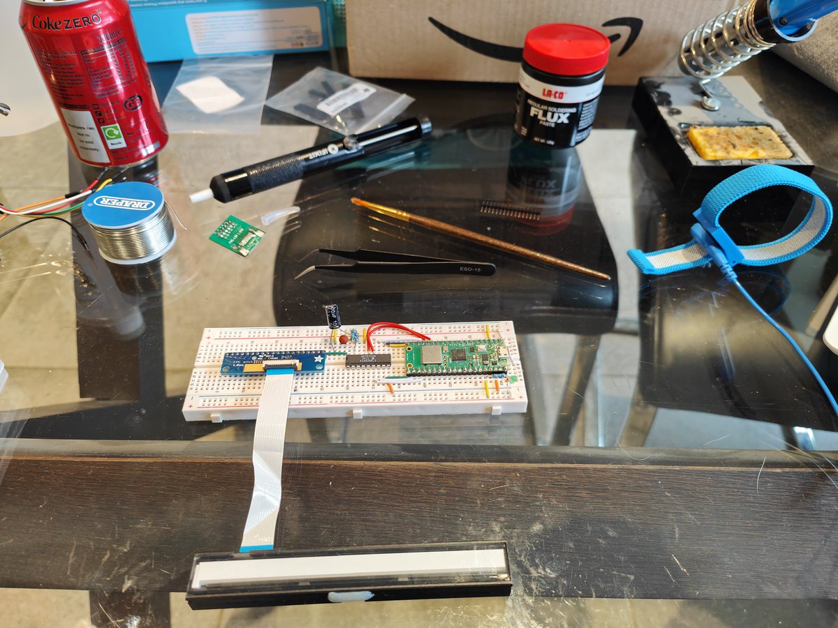 AntonyDerham's tweet photo. Trying my hand at some electronics. I am such a noob at this stuff. https://t.co/1TBFeFsdPN