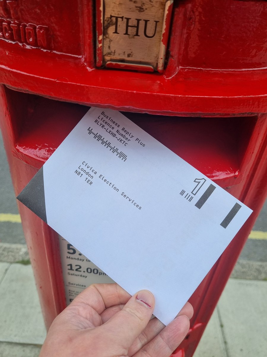 Here we go again. Listen up <a href="/SteveBarclay/">Steve Barclay</a>, we aren't going away. #nurses will never be silenced when we know our patients are suffering. <a href="/theRCN/">The RCN</a> <a href="/RCNLondon/">RCN London</a> <a href="/NurseSayNO/">NHS Workers Say NO!</a> #fairpayfornurses #safestaffing