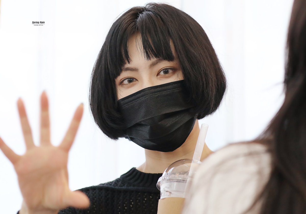 Spring_Rain0416's tweet image. HAPPY MIYA DAY 🐱 

#HappyBirthdayMiyamor
#새로_시작하자_ミヤ
#공원소녀 #GWSN #公園少女 #公园少女 #GirlsinthePark #미야 #Miya #ミヤ