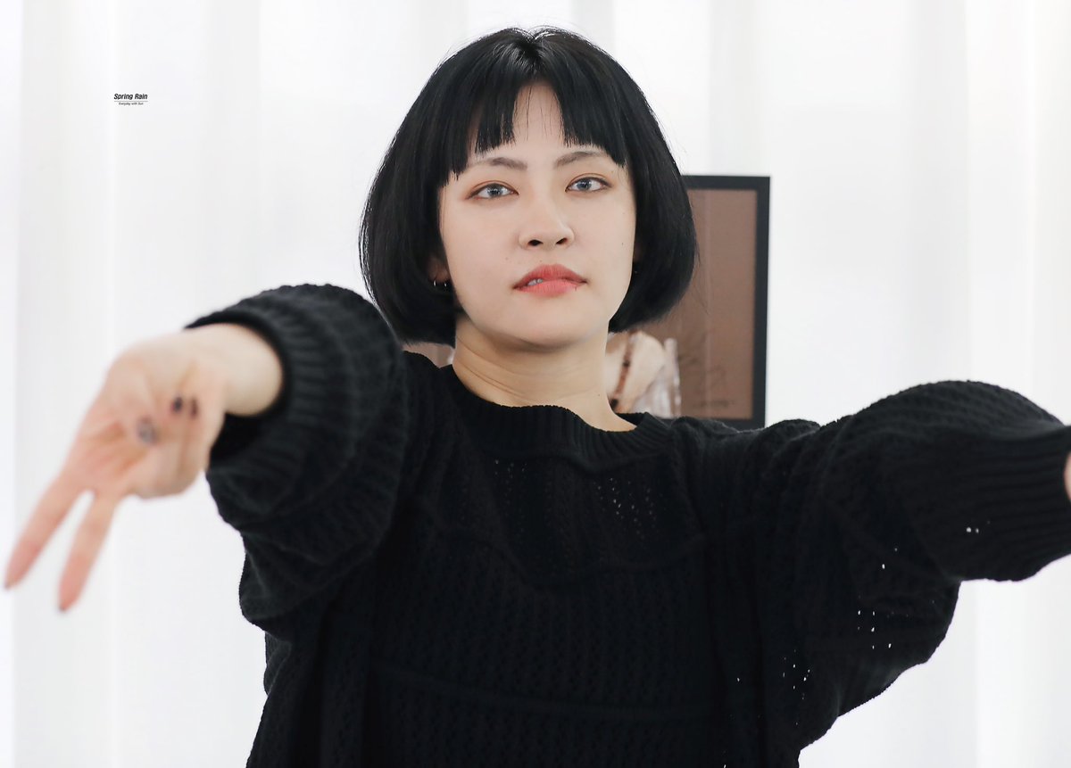 Spring_Rain0416's tweet image. HAPPY MIYA DAY 🐱 

#HappyBirthdayMiyamor
#새로_시작하자_ミヤ
#공원소녀 #GWSN #公園少女 #公园少女 #GirlsinthePark #미야 #Miya #ミヤ