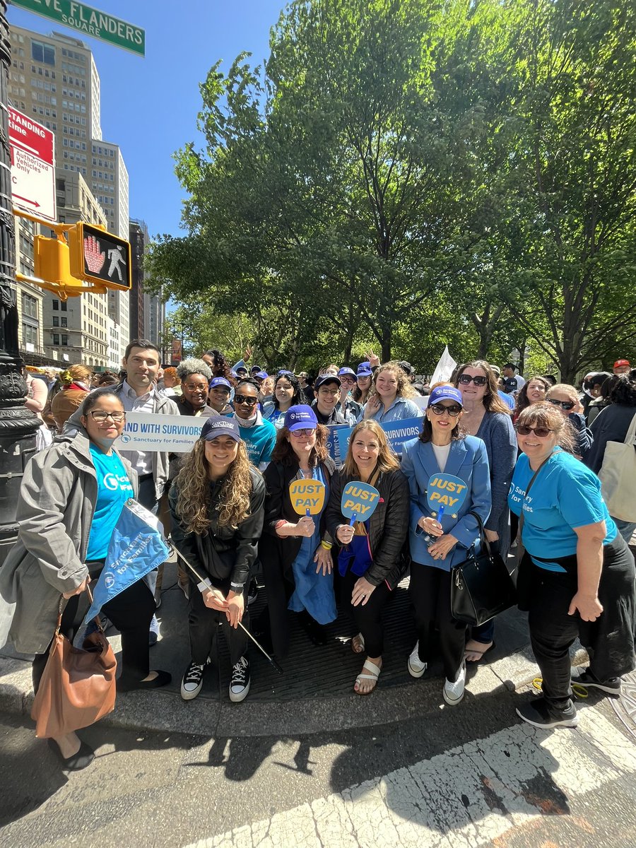 SFFNY's tweet photo. We can’t imagine our city without the human services workers who strengthen our communities everyday with essential services. On a #DayWithoutHumanServices, let’s remind @NYCMayor that they deserve #JustPay and a 6.5% COLA in the budget! https://t.co/pMQSTgwAtY