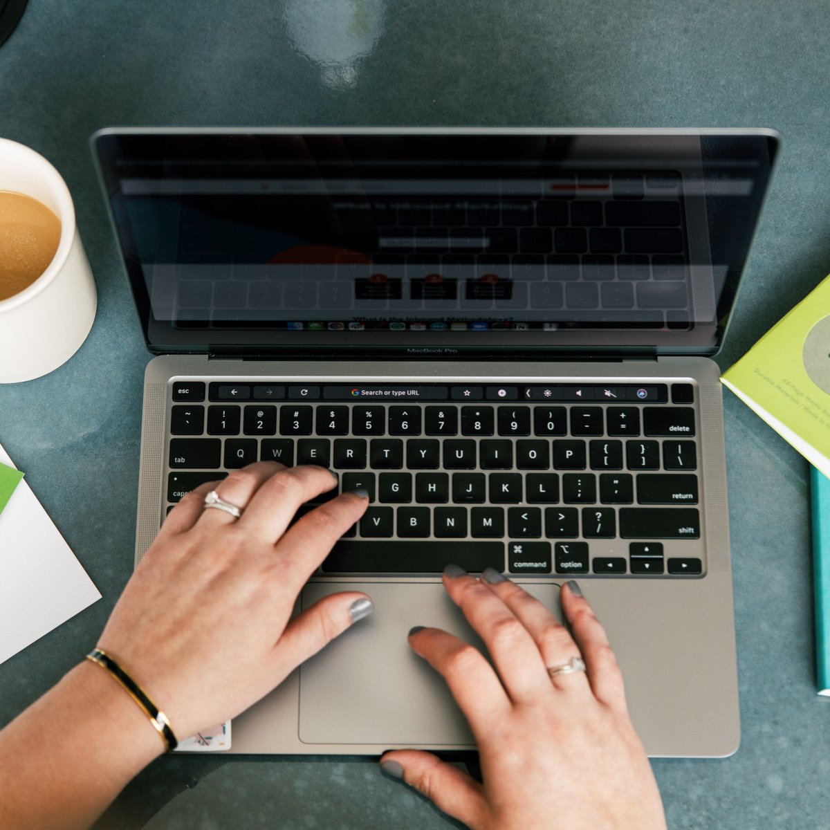 In our latest blog post, we explore how #artificialintelligence is changing the search landscape and what it means for your website's ranking. Don't get left behind - check it out now >> hubs.li/Q01QN6Jf0