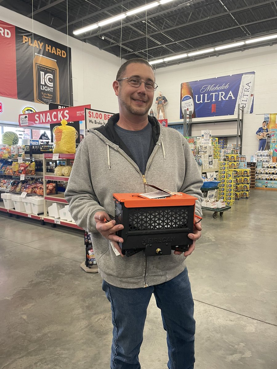 HamptonBeerPGH's tweet photo. Raffle winners. Raffle winners everywhere. 🤩 We give away SO MUCH awesome stuff, friends! But you gotta stop into the store to enter. See yinz soon. 🍻🎉 #beer #PGHBeer #raffle #prize https://t.co/nLk6gJdod0