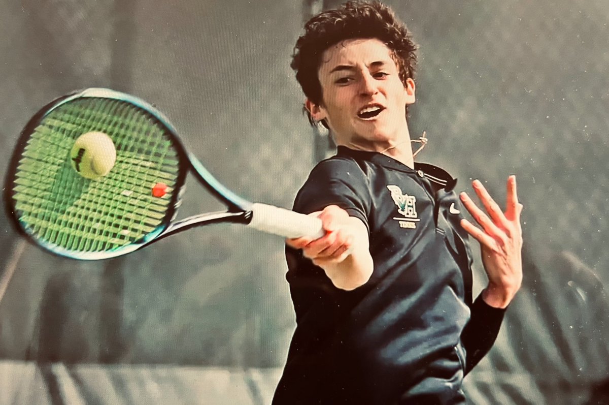 Hendricken's Jack Ciunci followed his “Lessons To Live By” to a 2nd RI state tennis championship yurview.com/featured/jack-…
