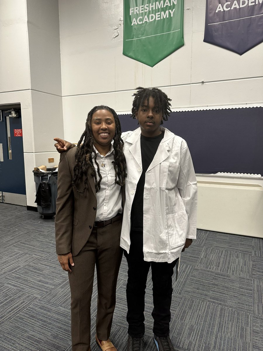 whit_hand15's tweet image. 2023 White Coat Ceremony! #KnowMoore #HealthScienceAcademy
@mooremustangs @MCMooreHOSA @kmyers215 @TraciMorrisHunt