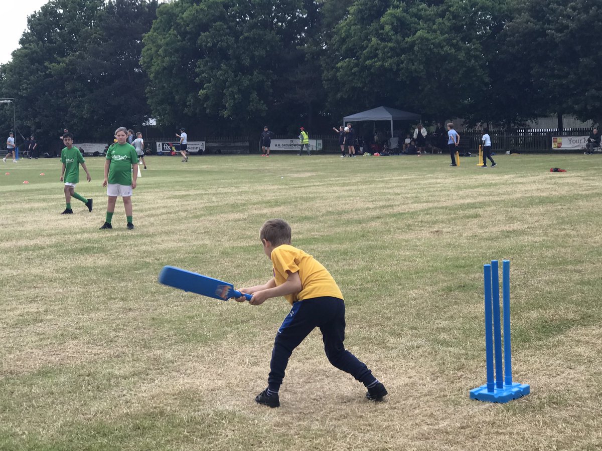 gsp_greenacre's tweet photo. Action shots from todays #MYG Cricket Competition! 📸 So proud of how well all players worked together &amp; progressed throughout the day! Well done everyone!! 👏👏 @PrimaryElaine @Doughnut1981 @HannahJ74899392 @HorstedSchool https://t.co/QbDEa2DwSH