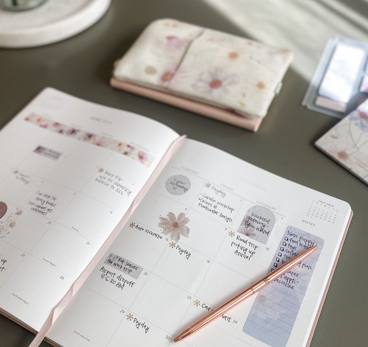 Setting up the ✨last monthly spread✨ of our 2022-2023 midyear planners. Is your 2023-2024 system ready for July #planning? Save up to $25 when you personalize &amp; accessorize yours now during our Memorial Day Sale! bit.ly/3MTKLHE