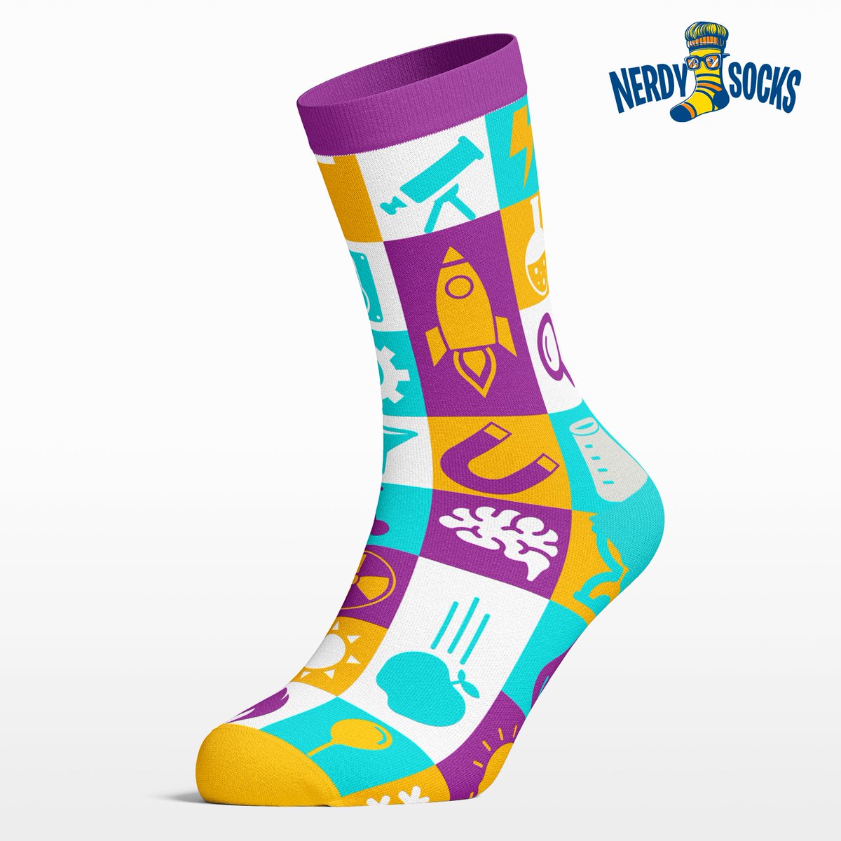 socksnerdy's tweet photo. Dit is het tweede ontwerp genaamd 'Science Socks'! Het bevat allerlei natuurkundige en scheikundige symbolen. Dit ontwerp bevat ook weer vrolijke kleuren. Binnenkort zijn ze te koop, dus blijf op de hoogte!
#science #natuurkunde #scheikunde #socks #sokken #nerdy #haarlem https://t.co/GUz65ccfOm