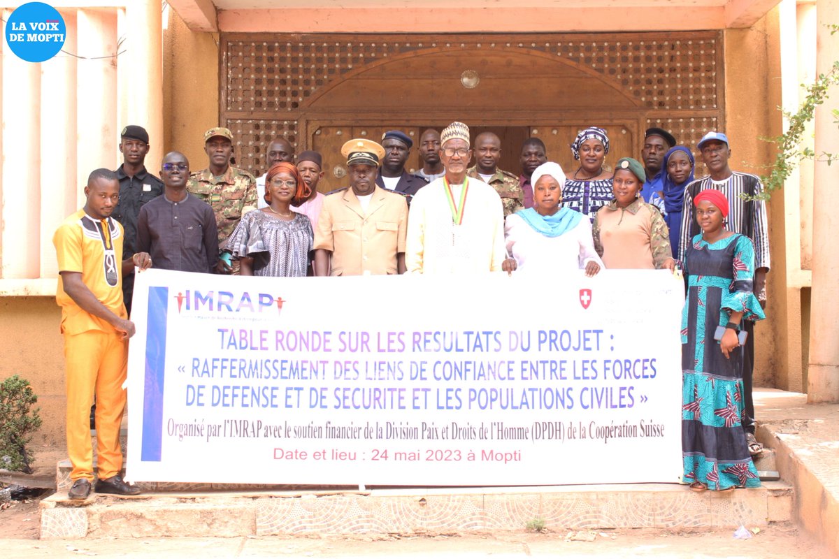 lavoixdemopti's tweet photo. Ce mercredi 24 mai 2023, la salle de conférence du cercle de Mopti a servi de cadre pour une table ronde de l'Institut Malien de recherche action pour la paix (#IMRAP), sur les résultats du projet de raffermissement des liens de confiance entre les forces de défense 1/2 https://t.co/OnQoar4vMD