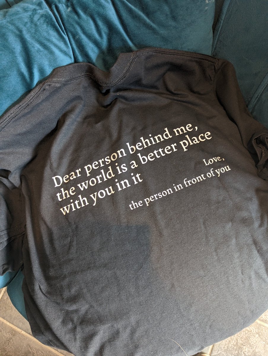 How gorgeous is my t shirt x