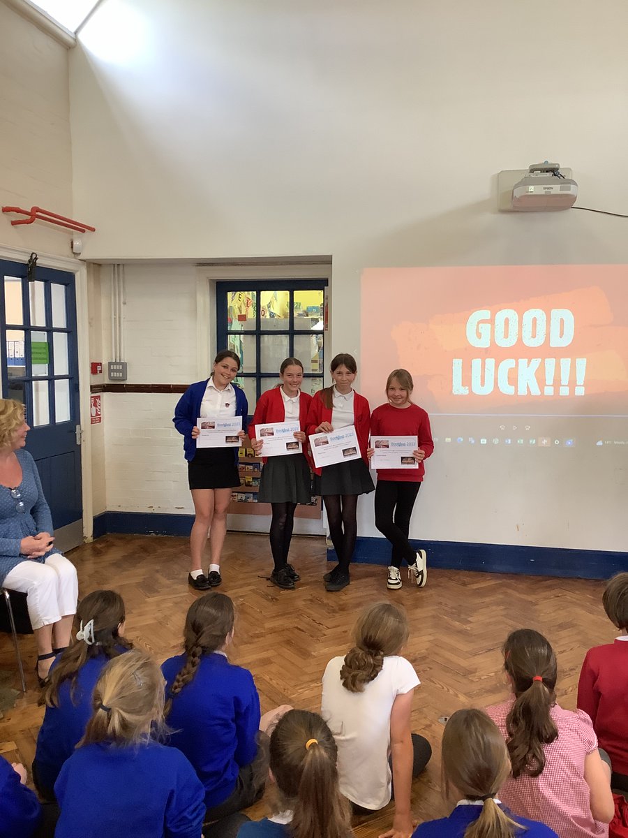 RCPSClass3's tweet photo. @kereengetten in and amongst a number of awards, your wonderful 'When Life Gives You Mangoes' was our overall winner! @GEPSClass6 #edutwitter https://t.co/pvdLBhyFNl