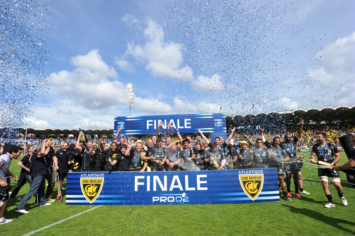 AggloLR's tweet photo. SOUVENIRS !
Et oui il y a 9 ans, le 25 mai 2014, le @staderochelais s'imposait 31 à 22 face à Agen lors de la finale d'accession de rugby Pro D2 et accédait au @top14rugby. Que de souvenirs !!
9 ans plus tard, l'histoire est écrite ⭐️⭐️
@ChampionsCup_FR 
 #NeverGiveUp  #FievreSR https://t.co/SbQvTGTRSW