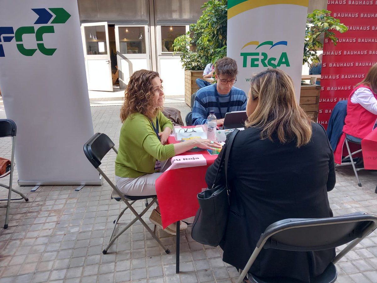GrupTERSA's tweet photo. L’equip de persones del Grup TERSA es va sumar a les més de 70 empreses que van participar en el #IVNetworkingCreuRoja de @CreuRojaCAT.
Es va fomentar la #inserció laboral de col·lectius vulnerables, cosa que s’alinea amb el nostre compromís per l’#ocupació de qualitat https://t.co/IXPS96TD8d
