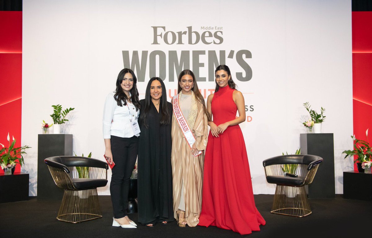 ForbesME's tweet photo. الرئيسة التنفيذية لـ #فوربس الشرق الأوسط خلود العميان: "أتقدّم بجزيل الشكر للحضور والشركاء والضيوف الذين شاركوا في قمة فوربس الشرق الأوسط للسيدات 2023، وأسهموا في نجاح هذا الحدث. ومن منصة فوربس للمرأة سنُحدث التغيير في العالم.. وتذكروا نحن أقوى معًا". 
#FWS23 #fwsriyadh https://t.co/eiVYnPmnkc