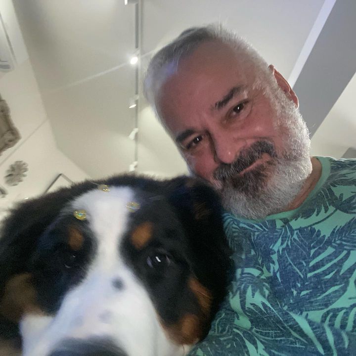 Having a great day with Teddy at home 😄