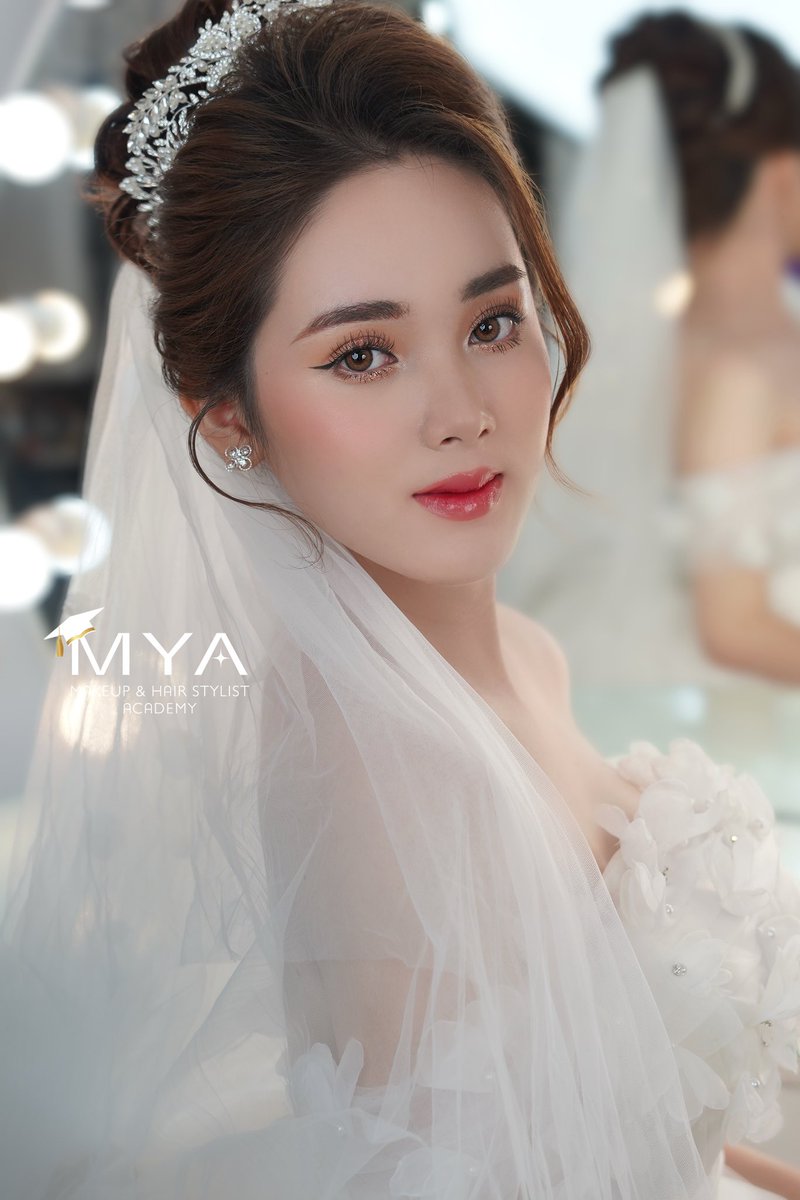 Makeup_Mya's tweet photo. ☘️ ᗰyᗩ MAKEUP &amp; HAIRSTYLIST 𝐀𝐂𝐀𝐃𝐄𝐌𝐘
https://t.co/nNyobZ0u17

#makeupmya
#trangdiem #makeup #makeupbridal  
#makeupvietnam #makeupwedding #makeupartist #mua #makeupbyme 
#hair #hairstyle #hairbridal 
#weddinghairstyle #wedding 
#bride #bridal 
#beautiful #nice https://t.co/SUP2rNwXYt