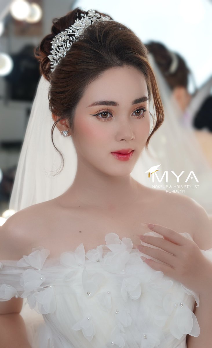 Makeup_Mya's tweet photo. ☘️ ᗰyᗩ MAKEUP &amp; HAIRSTYLIST 𝐀𝐂𝐀𝐃𝐄𝐌𝐘
https://t.co/nNyobZ0u17

#makeupmya
#trangdiem #makeup #makeupbridal  
#makeupvietnam #makeupwedding #makeupartist #mua #makeupbyme 
#hair #hairstyle #hairbridal 
#weddinghairstyle #wedding 
#bride #bridal 
#beautiful #nice https://t.co/SUP2rNwXYt