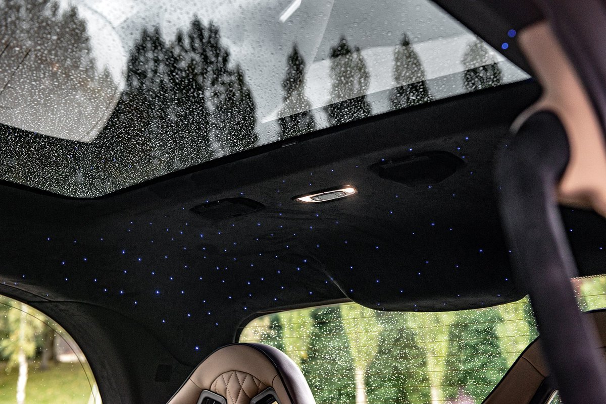 ProjectKahn's tweet image. For Sale:
Price: £120,000
20221 LEVC TX5 Taxi by Project Kahn
Mileage: 199
Colour: Good Old English Green

Extras:
VIP Vented Front Grill
Quilted Leather Seating
Alcantara Central Divider

Huge Specification
(Over £80,000 of extras)

#ProjectKahn
#KahnDesign
#LEVC
#LEVCTX
#TX5