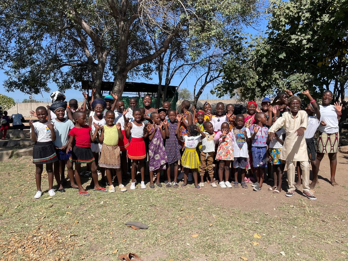Even our little ones know how to celebrate in style. Today they're embracing the beauty and culture of Africa, on this very special day! Happy Africa Day!
#AfricaDay