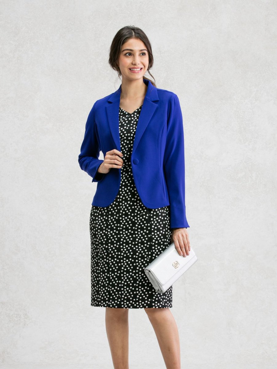 Which color speaks to your professional style: saxe blue or royal blue? 

Add a vibrant touch to your wardrobe and make a statement in the office. 

#ProfessionalStyle 
#Officestyle