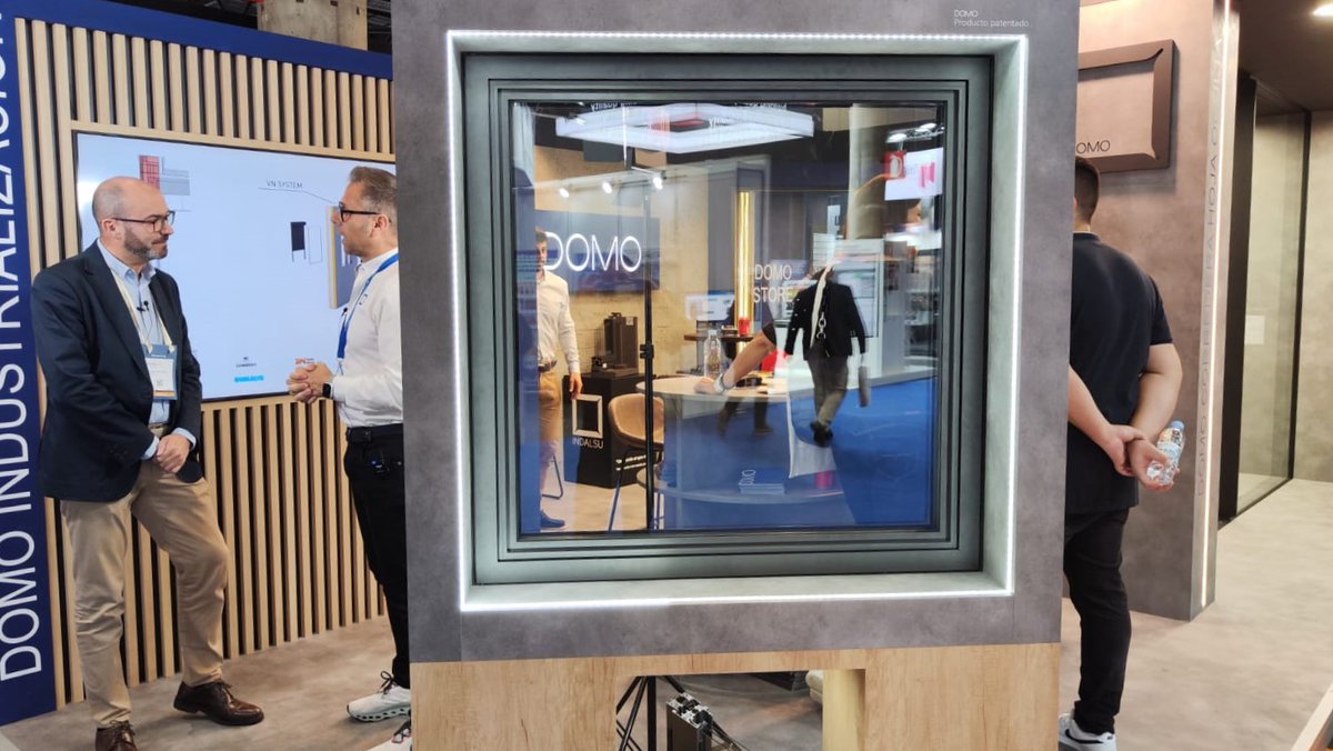 DOMObyINDALSU's tweet photo. 🔹Os invitamos a pasar por nuestro stand en @ConstrumatBCN.
La #DOMO75RTCE con #HydroReduxa, fusión de #diseño, #seguridad, #eficiencia y #sostenibilidad en una ventana actual, sincera y, sobre todo, necesaria para un concepto de fabricación industrial en taller.
#Construmat https://t.co/2wwjx0nYRc