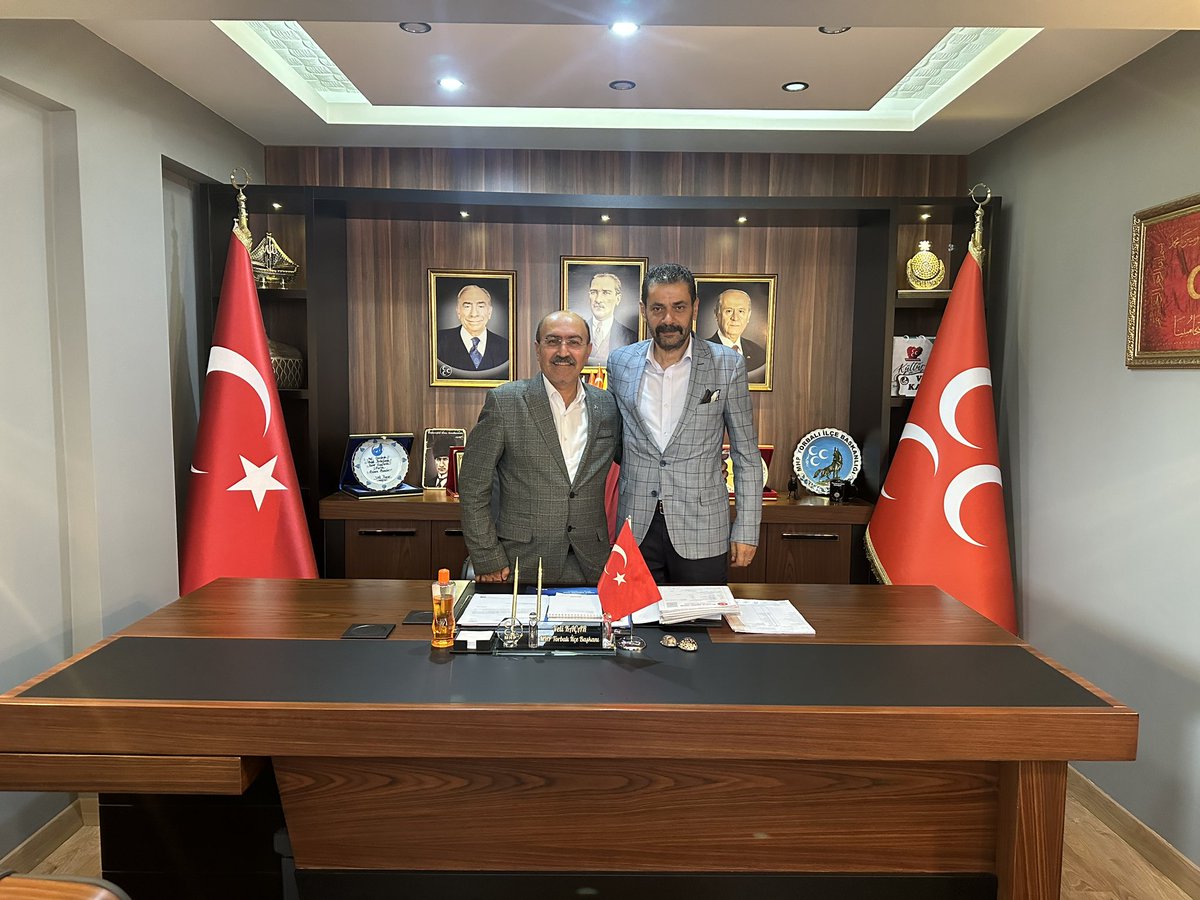 VelikacarMhp's tweet photo. 27.Dönem İzmir Milletvekilimiz Sayın Prof.HasanKalyoncu İlçe Başkanlığımızı ziyaret etti. 

28 Mayıs’ta yapılacak seçim ile ilgili istişarelerde bulunduk.
İstikrar,İstiklal,İstikbal İçin
Sayın Recep Tayyip Erdoğan.. @PrHasanKalyoncu https://t.co/9dfRQR2KtS