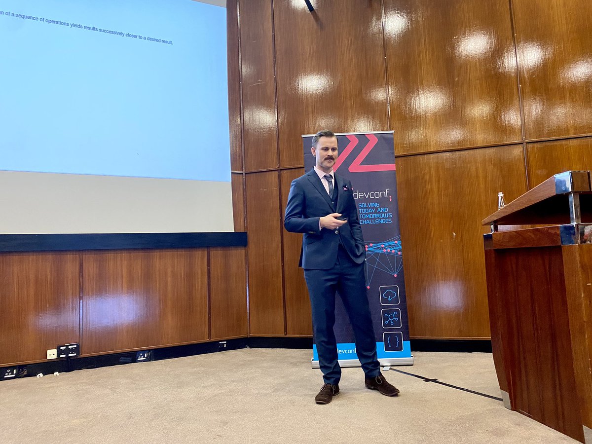 Xandor Schiefer is presenting 
“Zen and the Art of Software  Maintenance” and it’s a hot topic because the room is packed! 

#devconf #software #quality