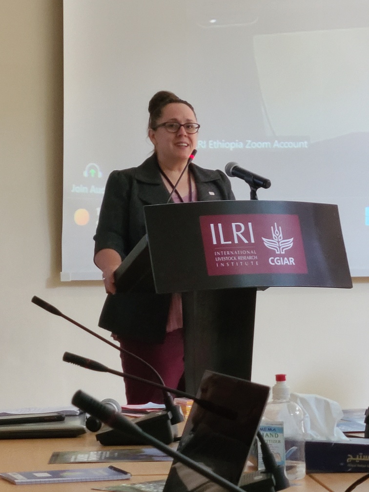ClaudiaRingler's tweet photo. State Minister @BirhanuLenjiso, @MILLs2022, @ILRI representative Chris Jones &amp;Megan Kyles @USAIDEthiopia opened the @ILSSITamu small-scale irrigation workshop with close to 100 partners in the room. https://t.co/iiFLCjCHNQ