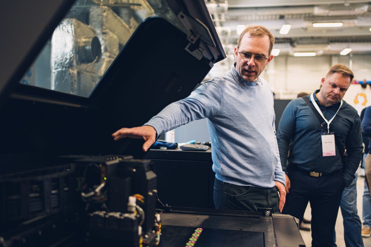 CEITEC_Brno's tweet image. At the beginning of May, we organized an event at @CEITEC_Brno @VUTvBrne in cooperation with @TMobile_CZE focused on #digitalization, #robotization and 5G up close 🦾
The programme included tour of our @RICAIP_EU Testbed Brno 👏🏻