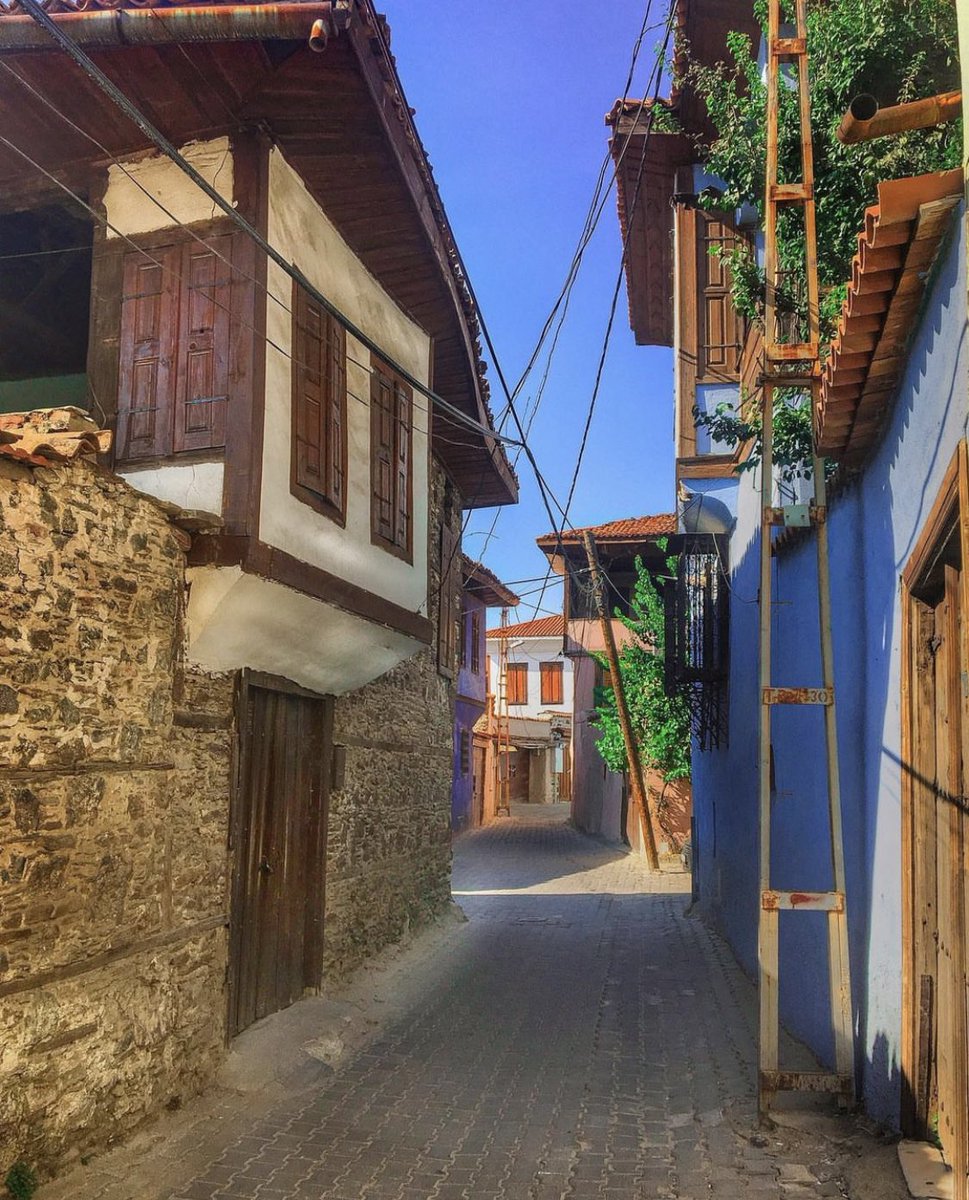manisadanevarr's tweet photo. 📍Tarihi Kula evleri https://t.co/acC7bssgqc