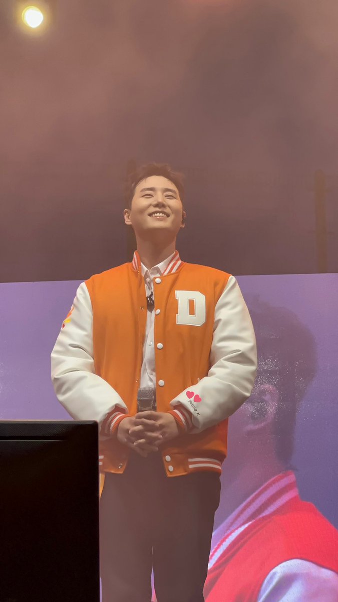 moonraiijeu's tweet image. prt youngk wearing dongguk major jacket/varsity and they even added his name on it 😭