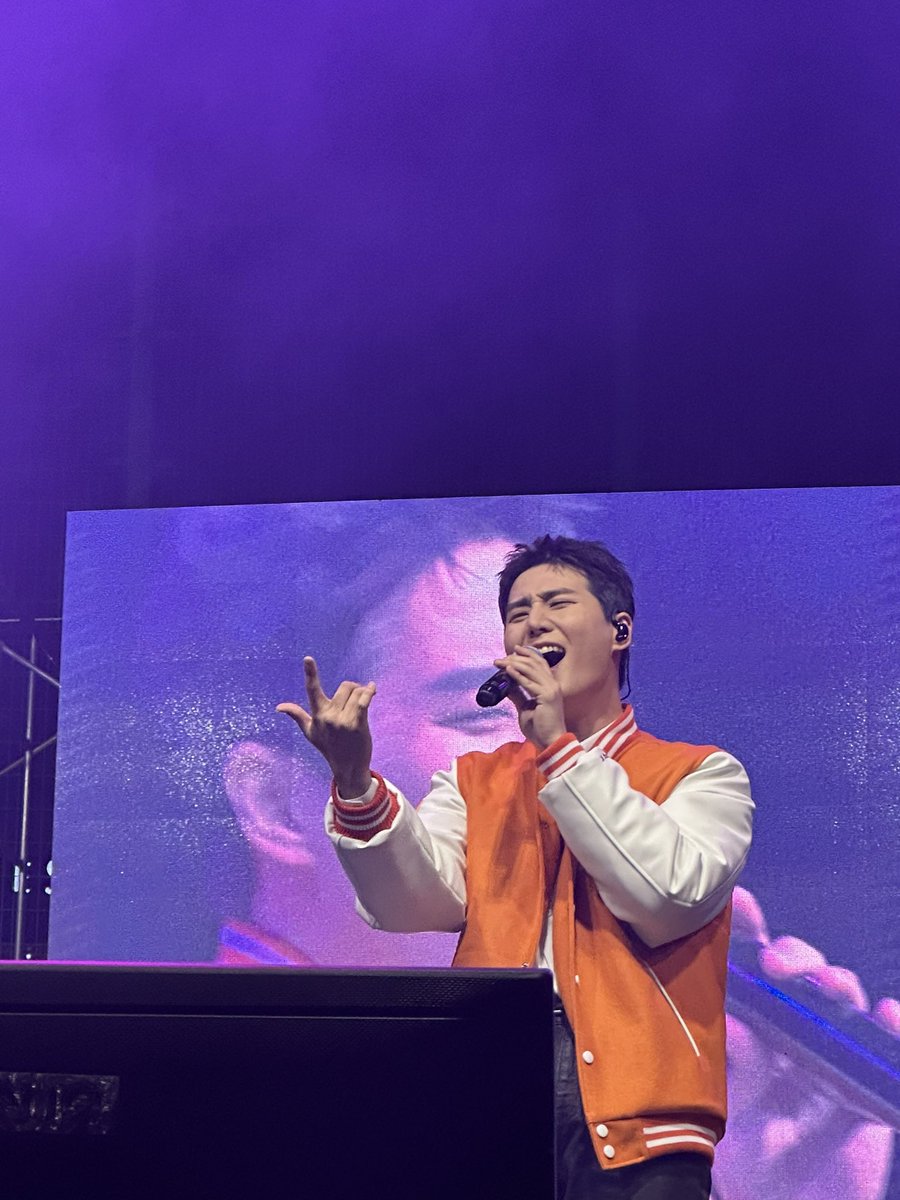 moonraiijeu's tweet image. prt youngk wearing dongguk major jacket/varsity and they even added his name on it 😭