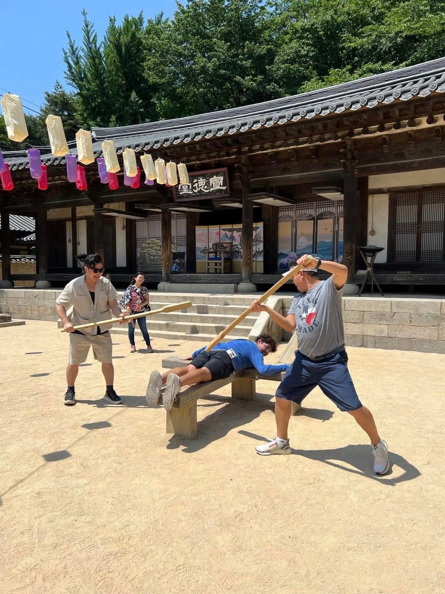 UNTCMHT's tweet photo. The Korean Study Tour explores tourism, culture, and life. #untcmht #unthospitality #unteventdesign #untstudyabroad #experentiallearning #southkorea https://t.co/YMaZ3dmhYJ