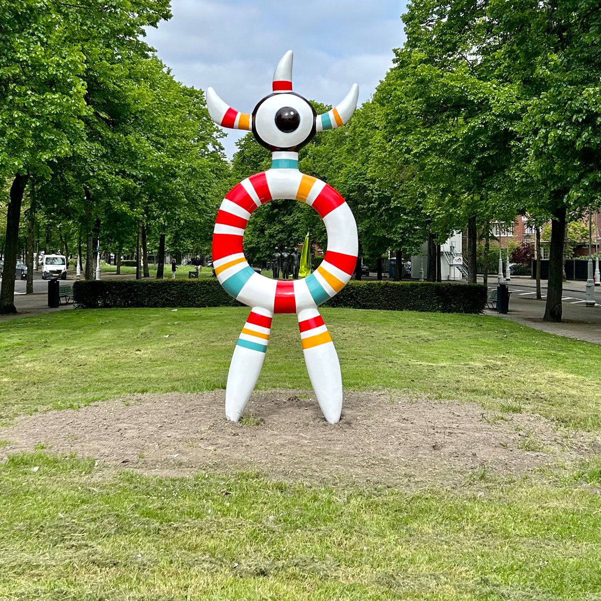 savako's tweet photo. アムステルダムで開催中のARTZUID に参加してます。9月24日まで!
#artzuid #amsterdam #sculpture https://t.co/DgCdWInUnc