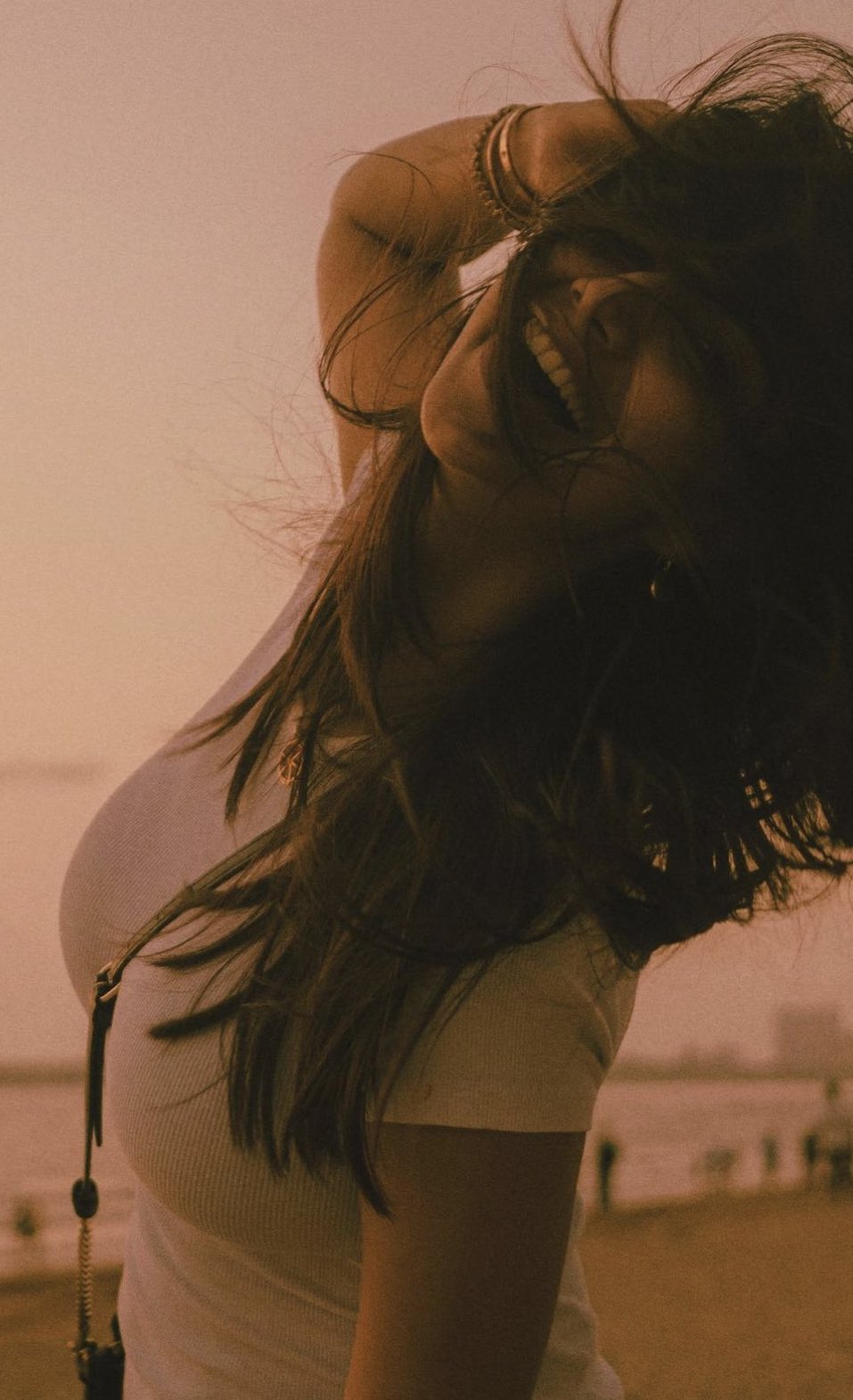 Fw-H6ETXwAI0jbF?format=jpg&name=large