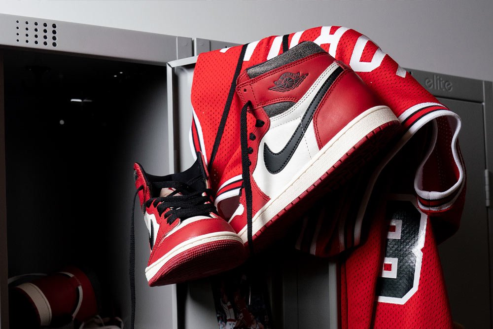 🚨 II GIVEAWAY ALERT II 🚨

Mint your OG NFTs (0.03 ETH) and enter our AJ1 Lost &amp; Found raffle 👟

🏆 Prize: 
1x Air Jordan 1 High OG Chicago Lost and Found

ℹ️ All info in our Discord:
discord.gg/cHZaAsCy

📅 1 WEEK TO ENTER
Winner announced on Friday, 2 June 2023

#giveaway